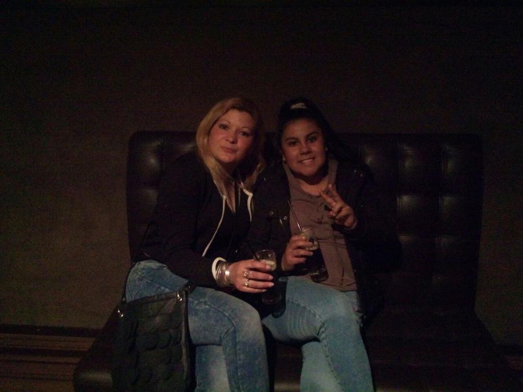 lakarenok's tweet photo. #Anoche #FiestaPlus #Casino #Sole https://t.co/sVY60Rv7xD