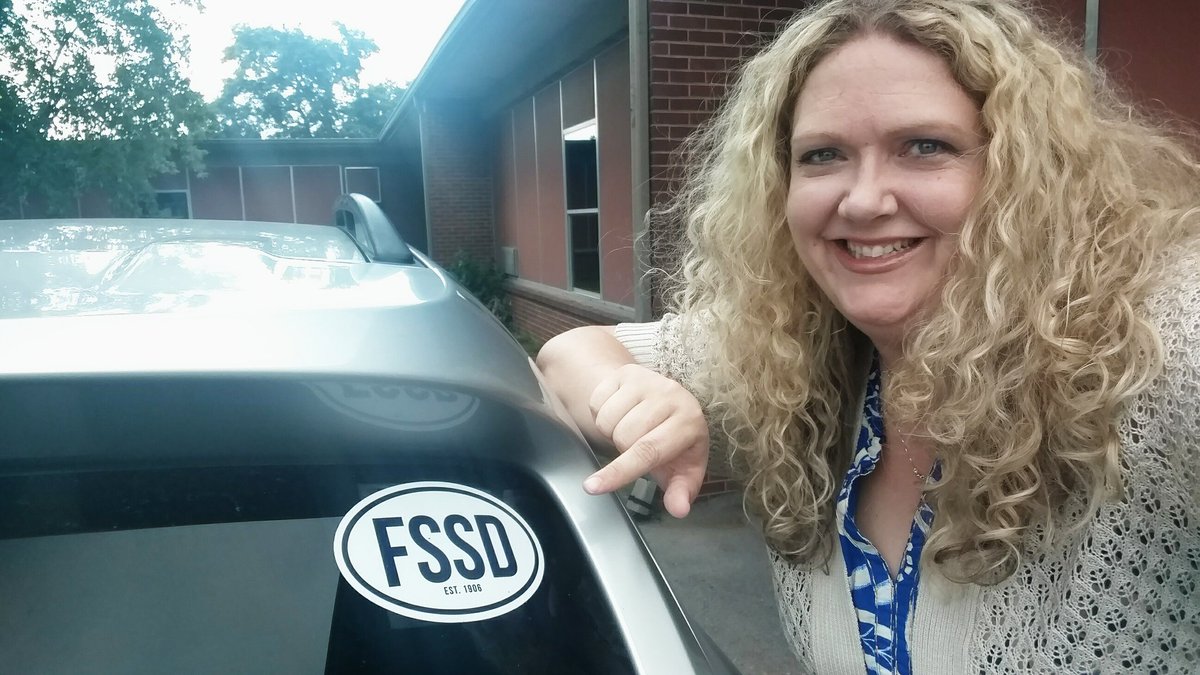 fssdMAC's tweet photo. MAC Supervisor, Amanda Parks is proud to show her #FSSDPRIDE https://t.co/RaftnUT5c4