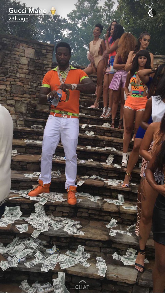 Buwop's tweet photo. Uncle Rad really out here enjoying life man https://t.co/LFvfntZNMk