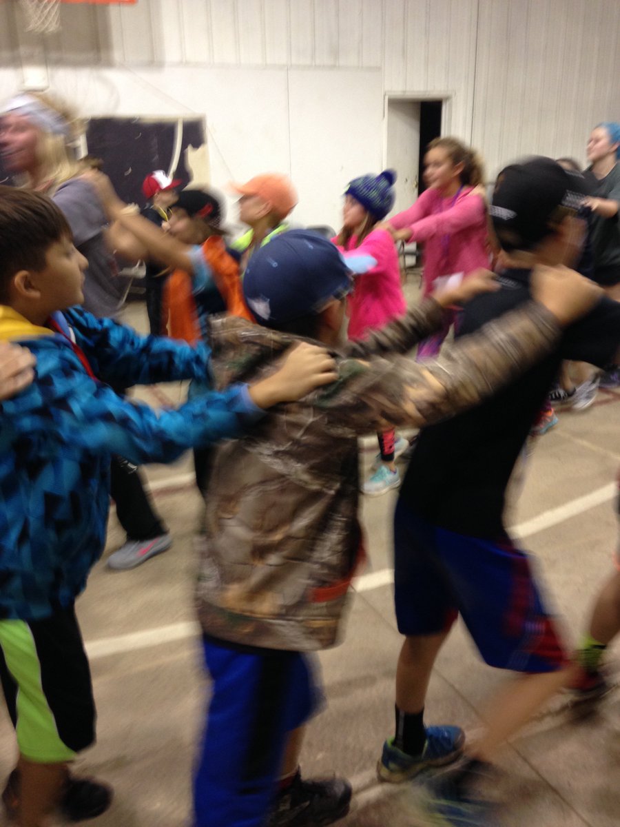 MrsBealWME's tweet photo. Getting our groove on... https://t.co/HdgyAHEVZD