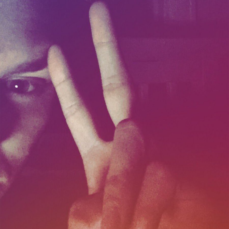 SubtleSo's tweet image. Ali Harmsworth youtube.com/channel/UCWdyq…