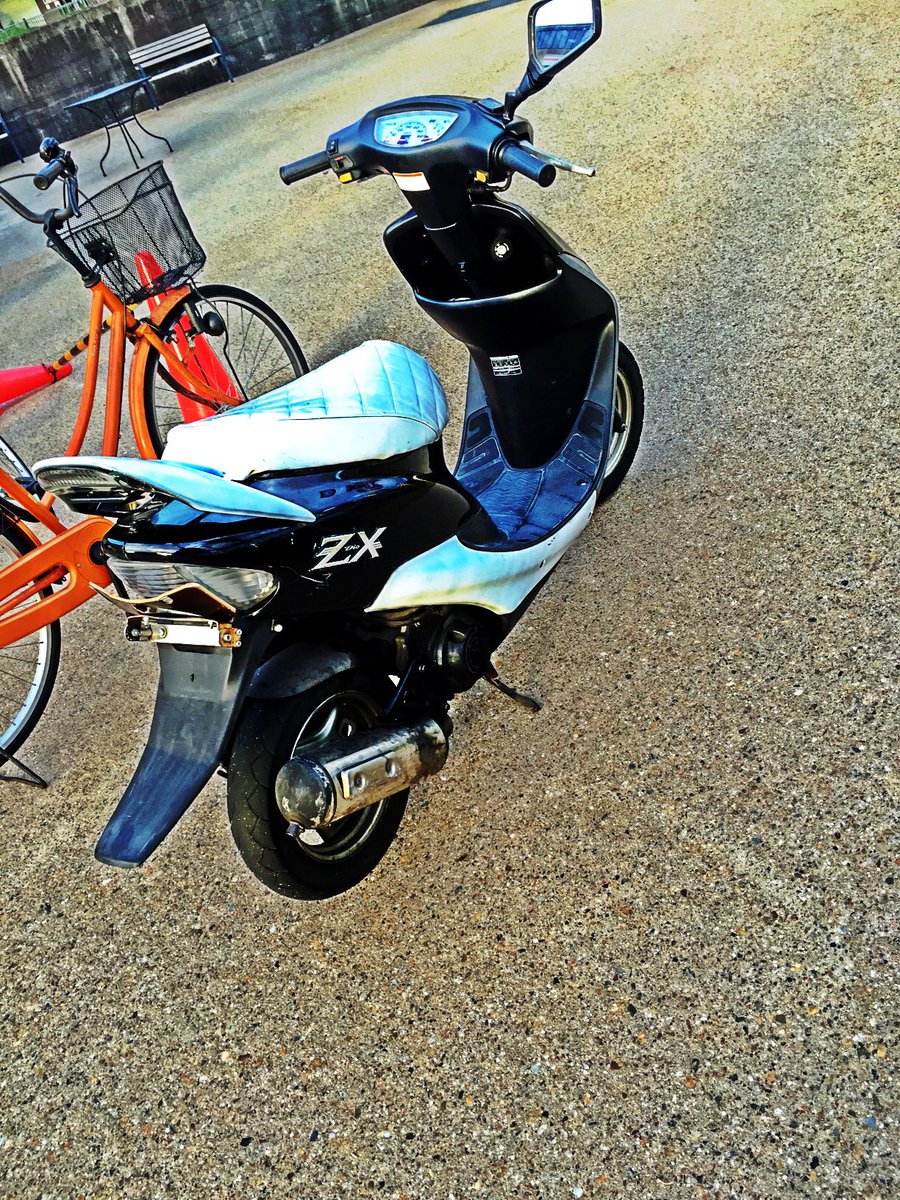 ZX32614417's tweet photo. ＃ZX売ります
不具合メットイン閉まらないだけです
希望があればパワフィルターもつけます
交換もありです
DMお願いします
＃ZR売ります
＃原付売ります
＃バイク売ります https://t.co/OJWJ2hmztj