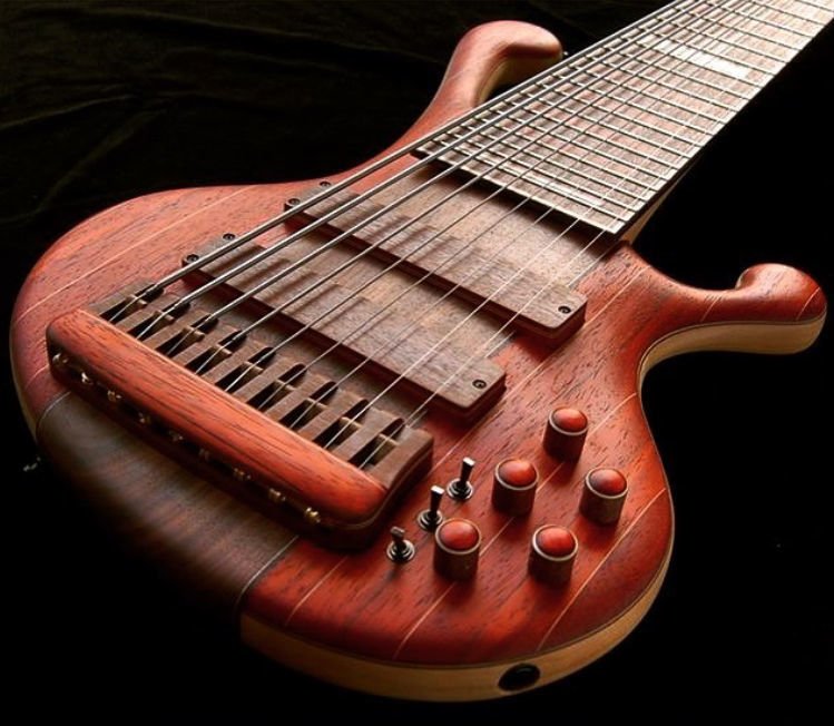 basslinesmatter's tweet photo. This is a massive 9-string beauty from Adamovic basses - https://t.co/SB6tqzrzM4