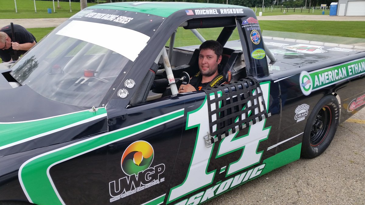 RaskovicRacing's tweet photo. The @AmericanEthanol #14 SuperTruck on track with substitute driver Flyin Ryan Goldade. #practice #E98 https://t.co/hht1jr6ALL