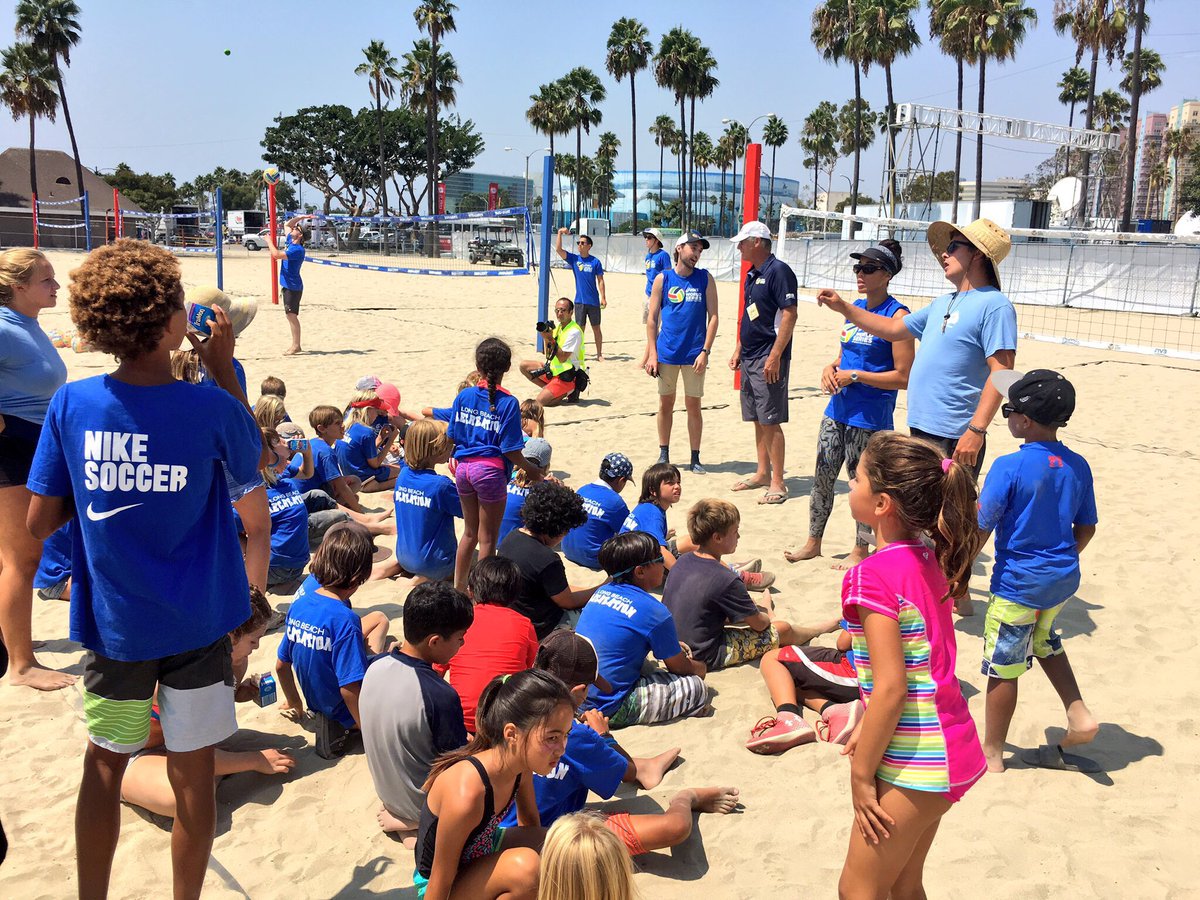 10FoldEnt's tweet photo. 🎉KIDS DAY IS UNREAL🎉
@PlyoJam 🏃🏼
@Spikeball 💪🏼
@usavolleyball 🏐
#HealthyByHeidi Nutrition🍇 https://t.co/OfxdHq3ieh