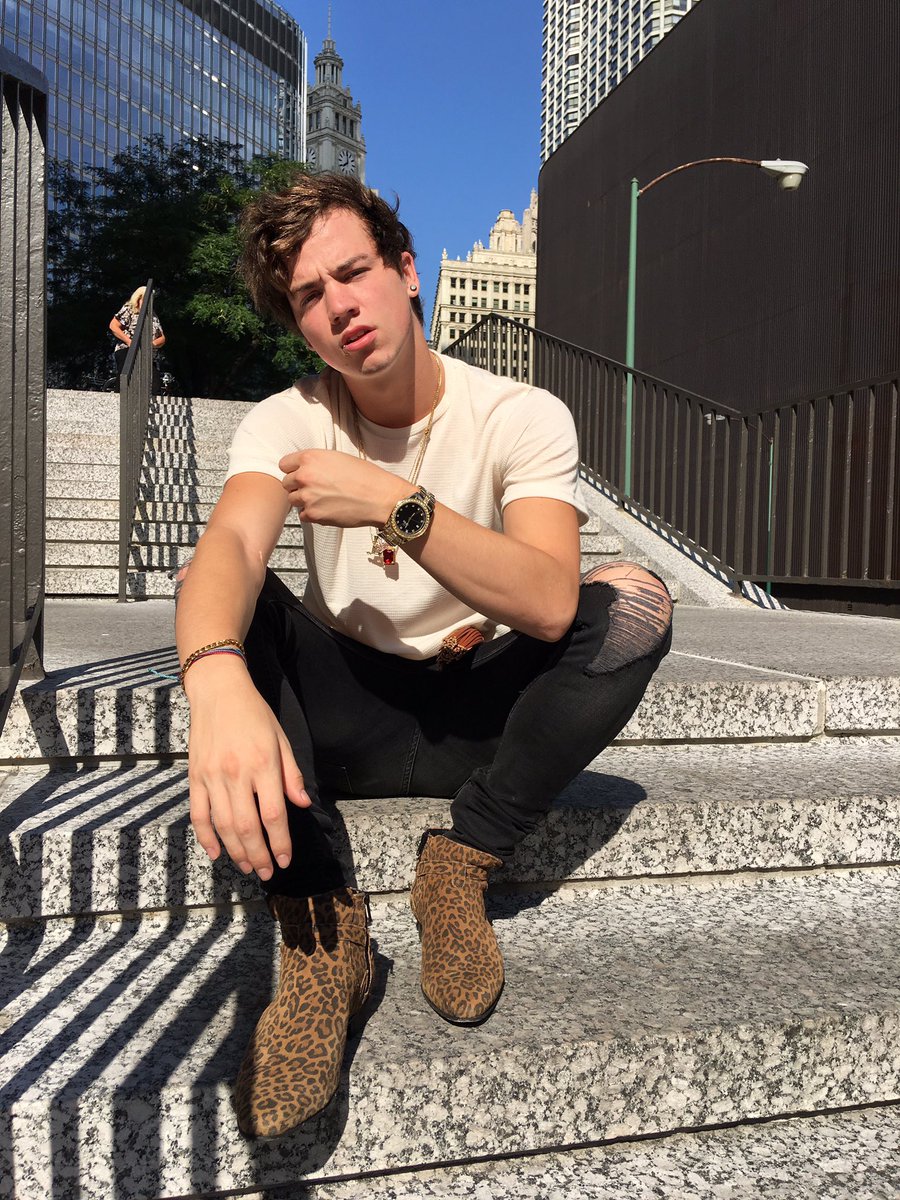 Taylor Caniff tweet media