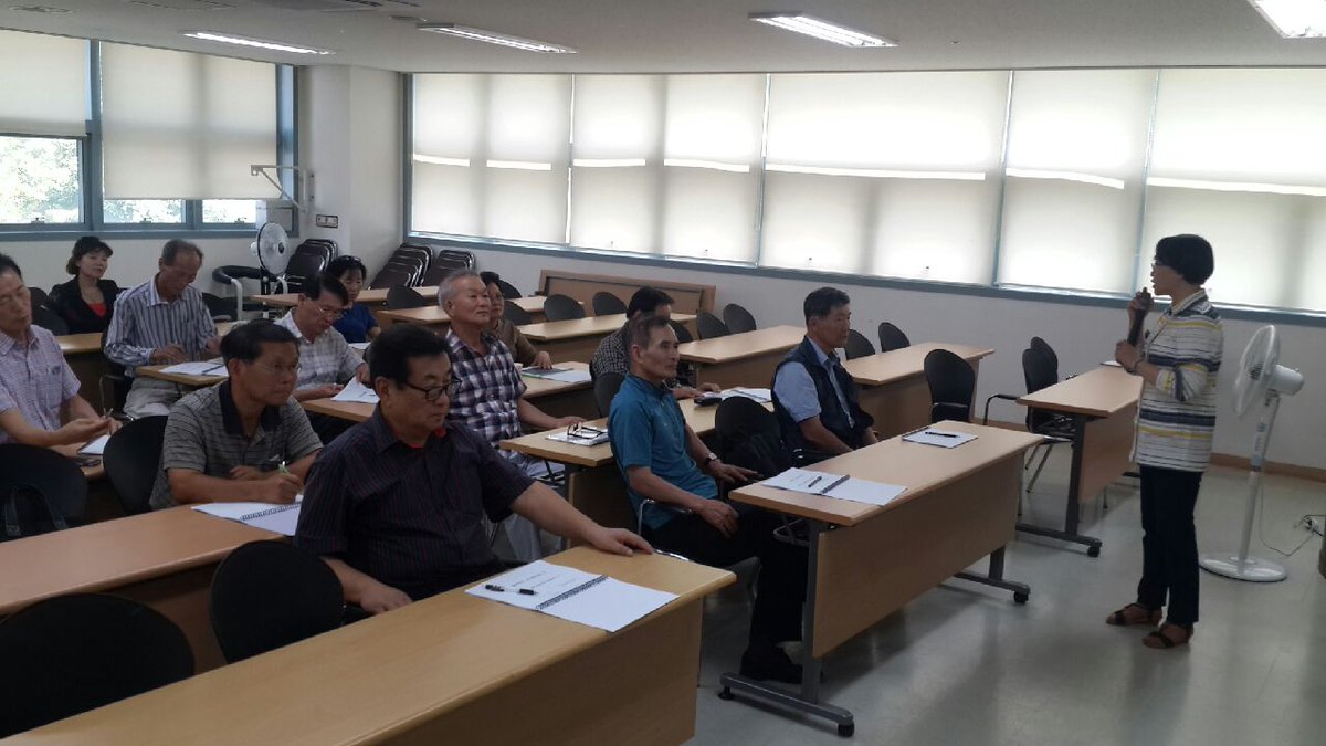 ♡대구ᆞ경북 퇴직공무원 특강♡
행정자치부와 공무원연금공단이 함께 하는, 퇴직공무원 리더 대상 특강이 대구에서 있었습니다.
2모작인생을 어려운 이웃과 더불어 의미있게 살아가시는 분들께 진심으로 감사의 마음을ᆢ