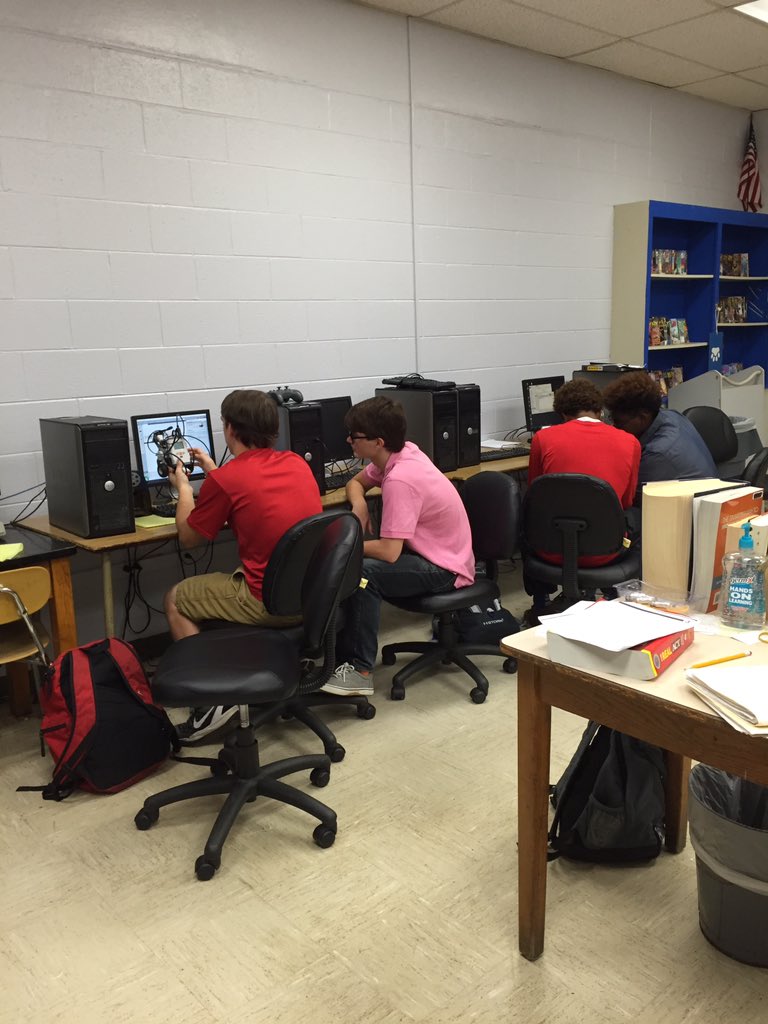MechatronicsB1's tweet photo. #ParallelProgramming #theMount https://t.co/CtrYJYB3nS
