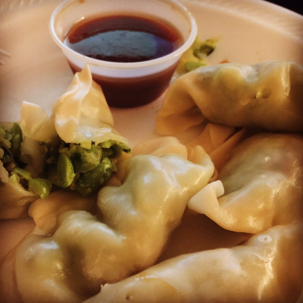 RawPrism's tweet photo. Edamame dumplings for lunch. #vegan #rawprism #eattolive  #plantbased #tastyaf https://t.co/JquyyR7muT