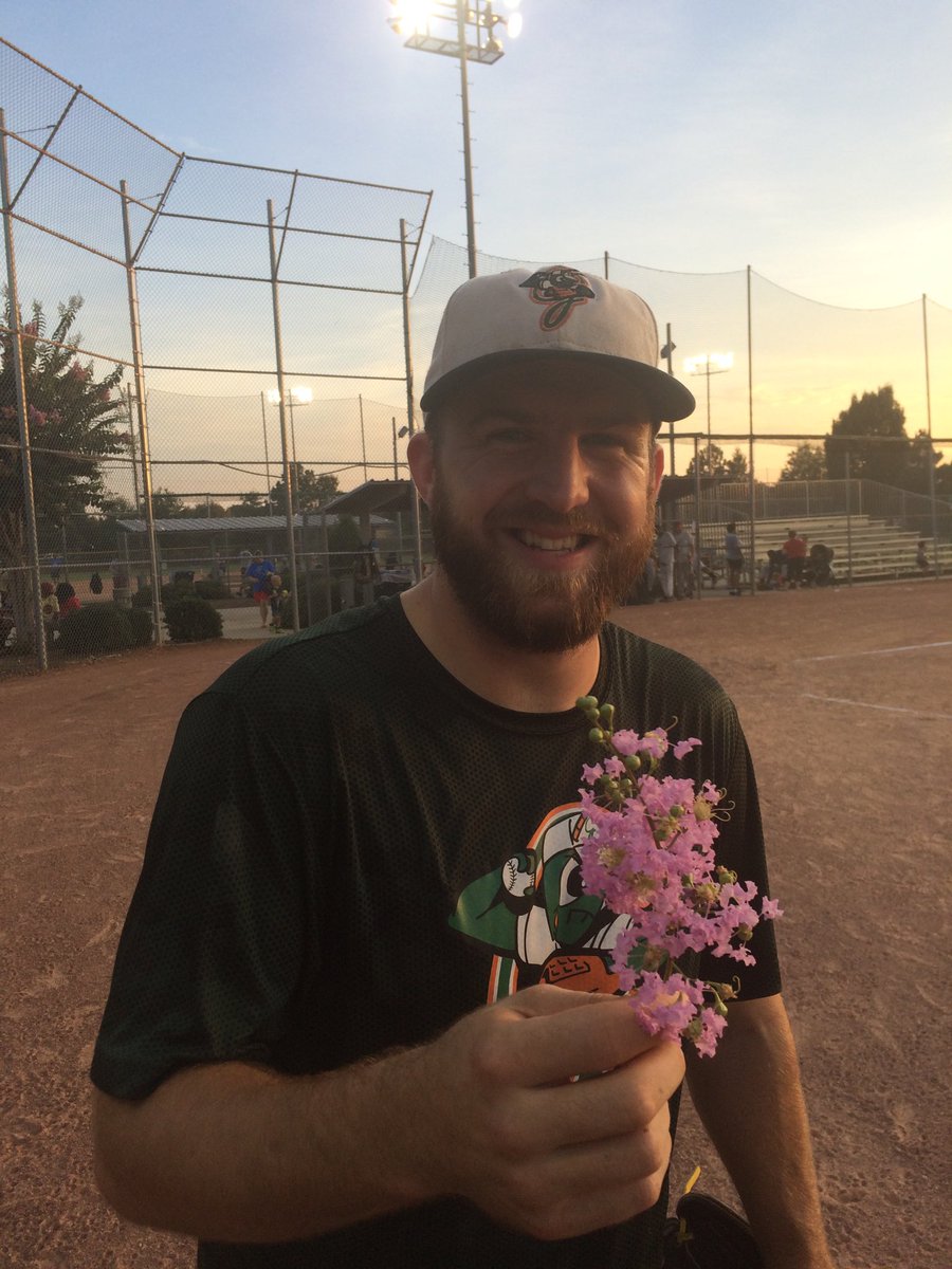 GSORowdyHoppers's tweet image. @ItsShawnDotCom will you accept my Purple Passion flower? #RowdyHoppers #Greensboro #youplusmeequalsus