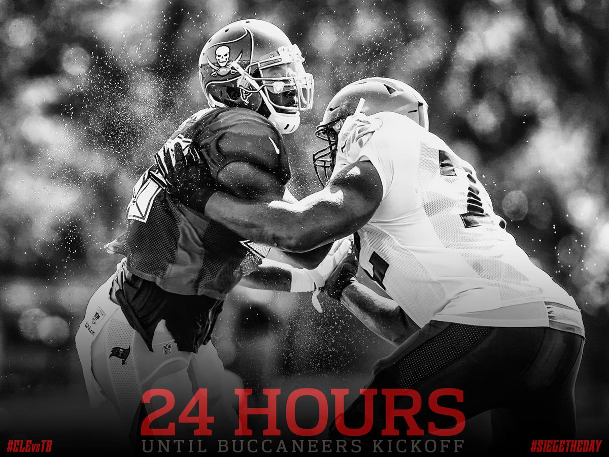 24 hours til bright lights, massive boards & #Buccaneers cannonfire!  #CLEvsTB #SiegetheDay https://t.co/FFLymx0TX9