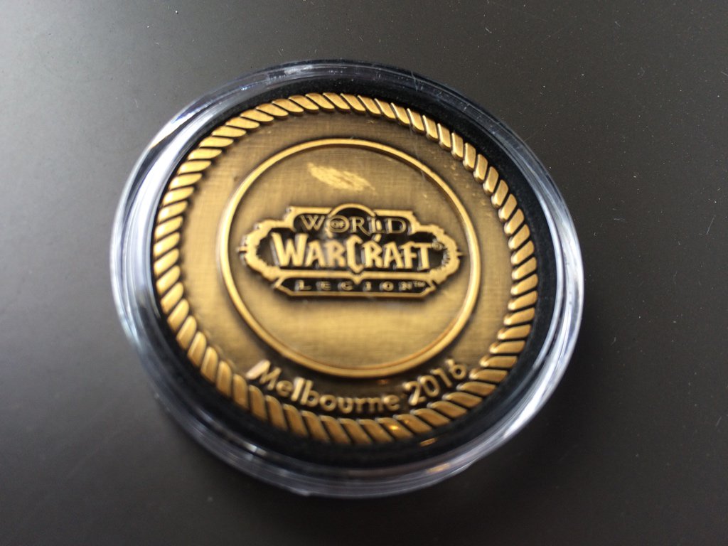 wemb's tweet photo. Very groovy coin to commemorate the #ANZLegion launch. Awesome company. Thanks again! @warcraft @Blizzard_ANZ https://t.co/LK6QAhrAt0