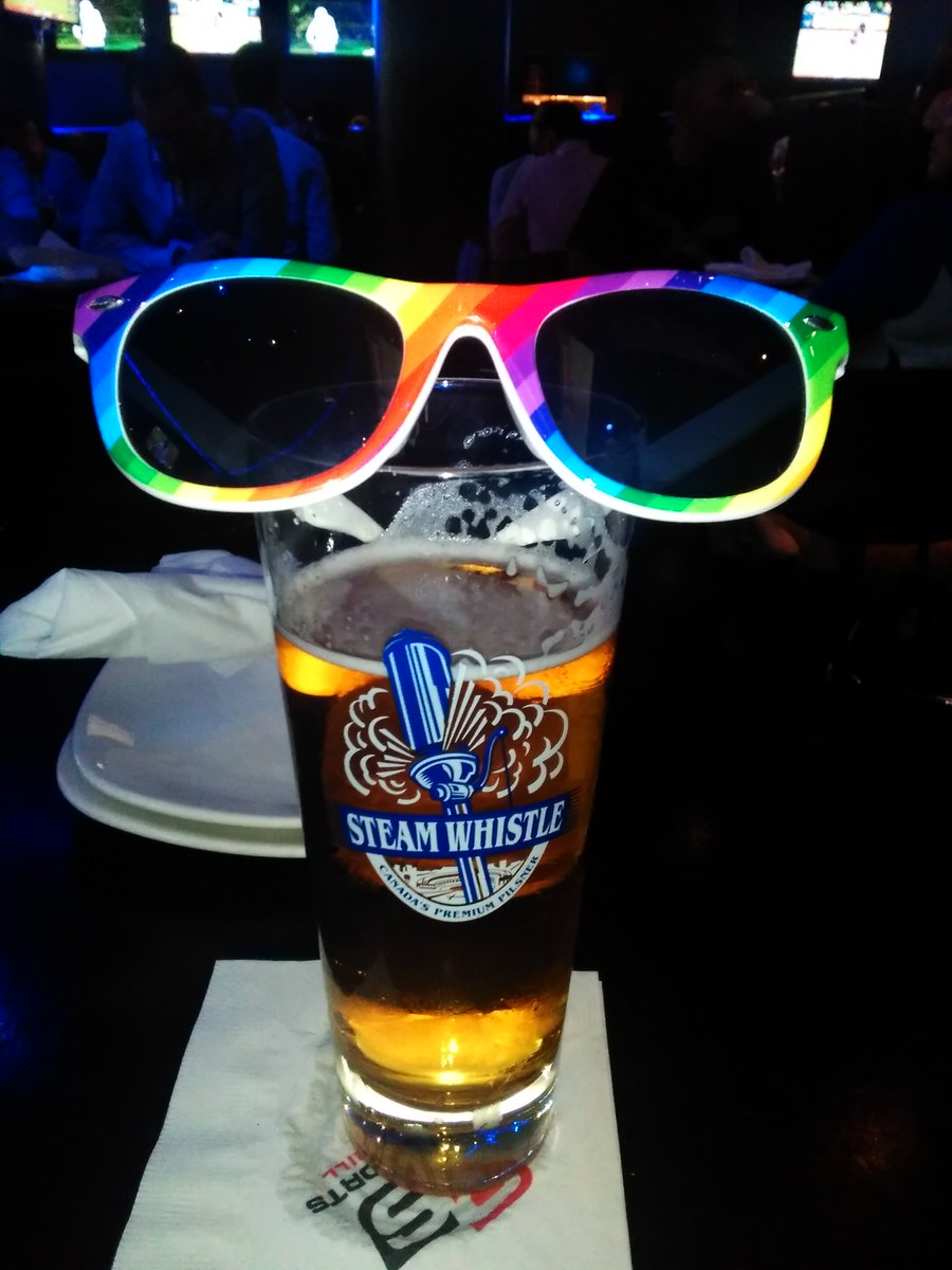 PeterHuewe's tweet photo. First Day in Canada - enjoying a beer with my super awesome sunglasses @RealSports #RSGBVIP Table 315a https://t.co/tKcWwqPNxn