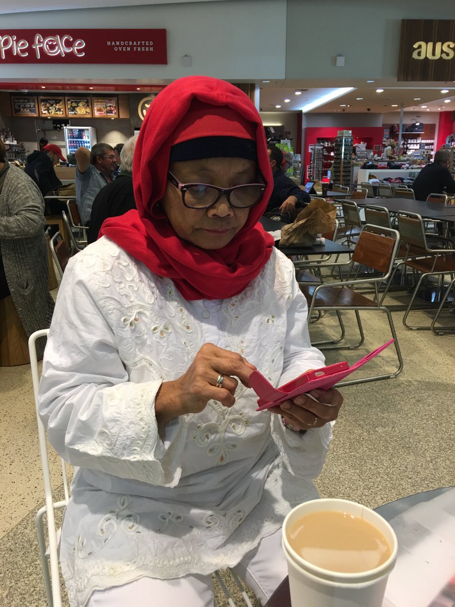 oldestmac's tweet image. Lela is on a pilgrimage to Mecca. So far a safe journey full of peace and love from her fellow travellers.#hajj2016