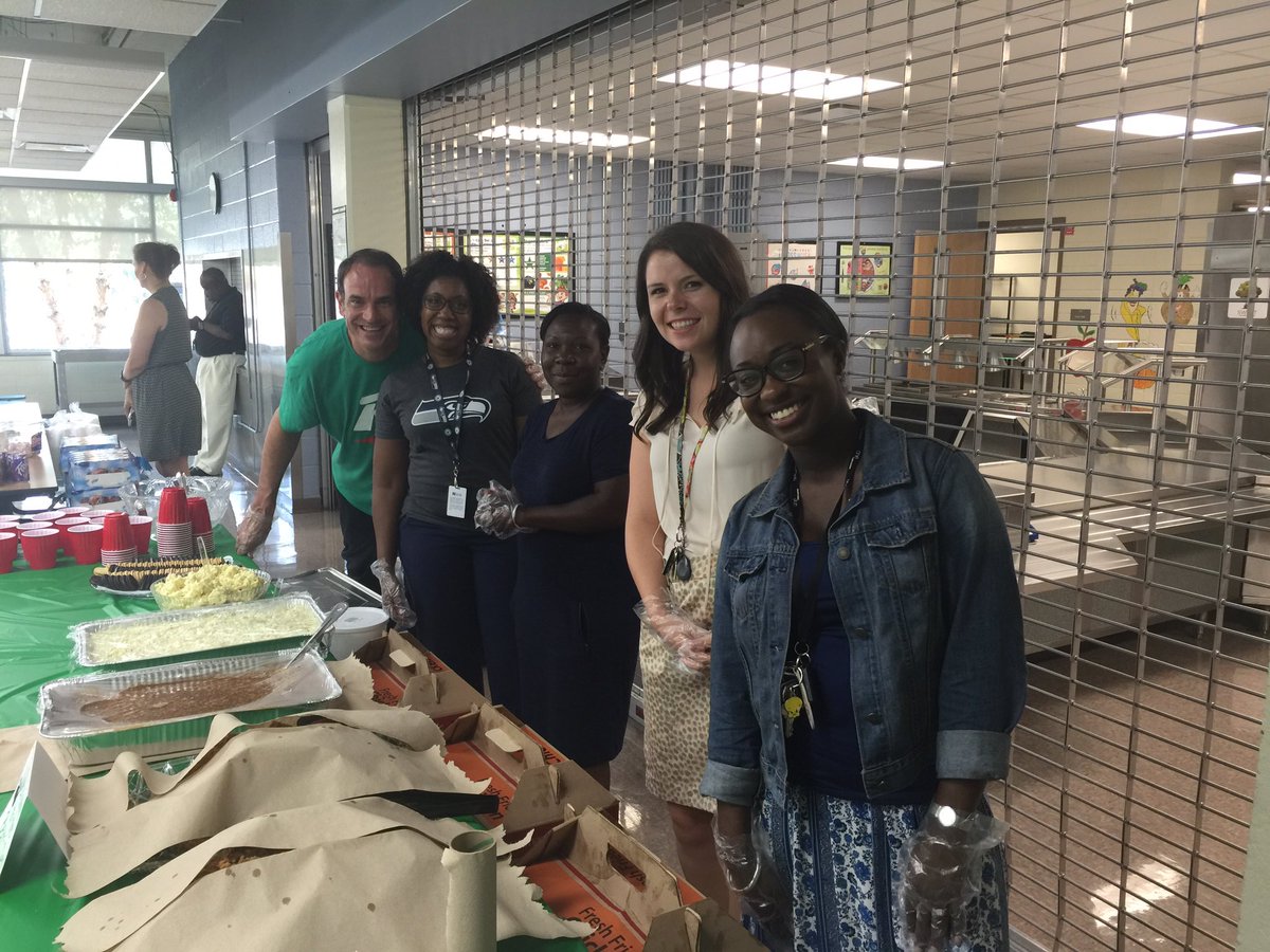 Coach_VThomas's tweet photo. More pics from tonight!!! wow!!!@ChurchwellMNPS Chat &amp; Chew!! https://t.co/51Kqb6Qex1