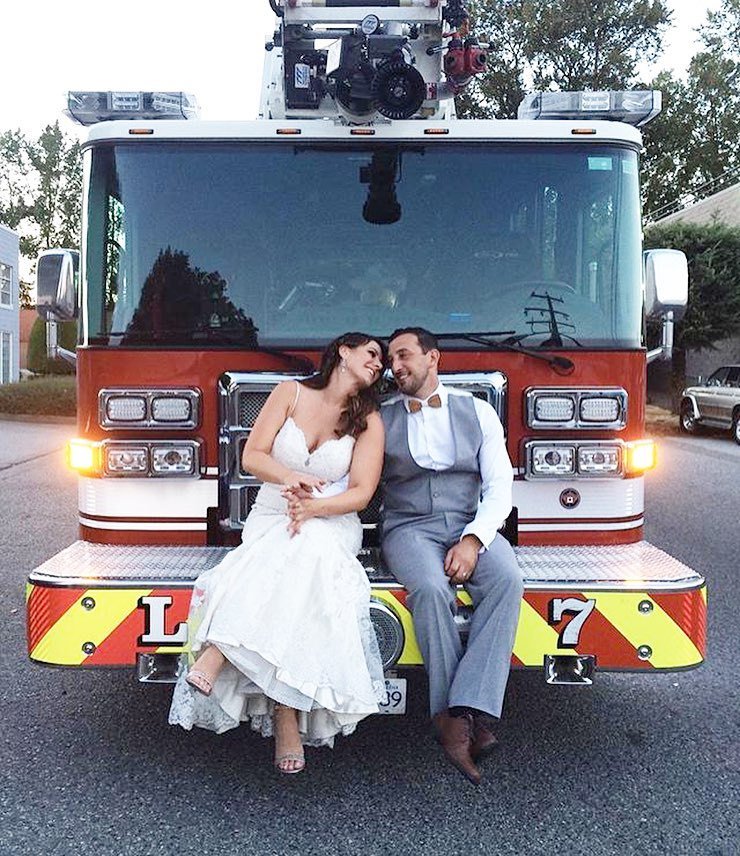 #tbt to last weekend's wedding. When a (child) guest pulls the fire alarm at the reception… ift.tt/2ccxbQx