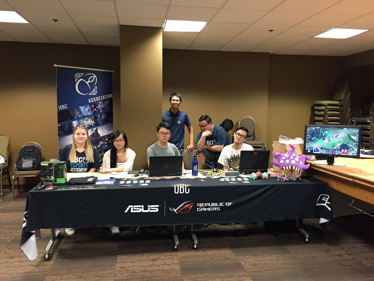 jeyasaur's tweet photo. @ubcesports at #UBCJumpstart, welcoming new students to our gaming community! https://t.co/TA3eEBxjHU