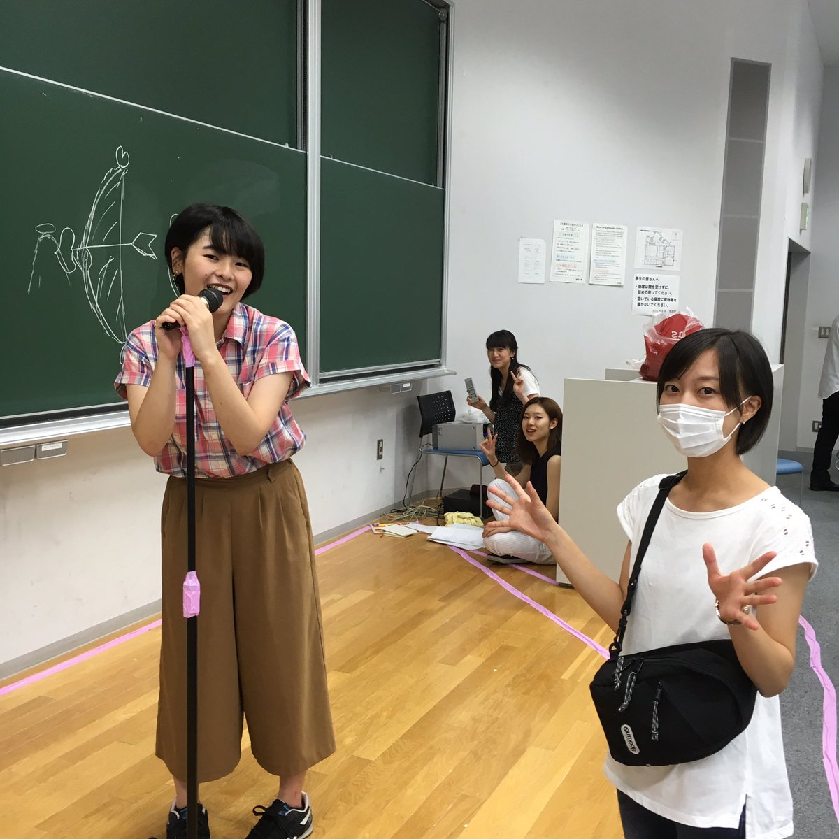 法政大学お笑いサークルhos On Twitter 絶賛リハ中 ライブではほとんど裏にいるスタッフです 芸人もスタッフも年中募集 夏の学外ライブ 波乗りキューピッド 日程 8月27日 土 28日 日 時間 開場18 30 開演19 00 場所 中野スタジオあくとれ