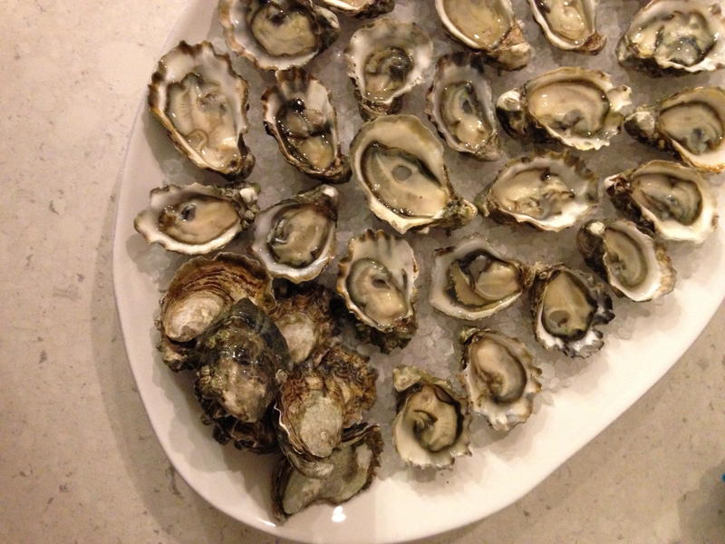 Where will your oysters come from? spr.ly/6012BNs9E Via <a href="/henrietta_red/">Henrietta Red</a>.