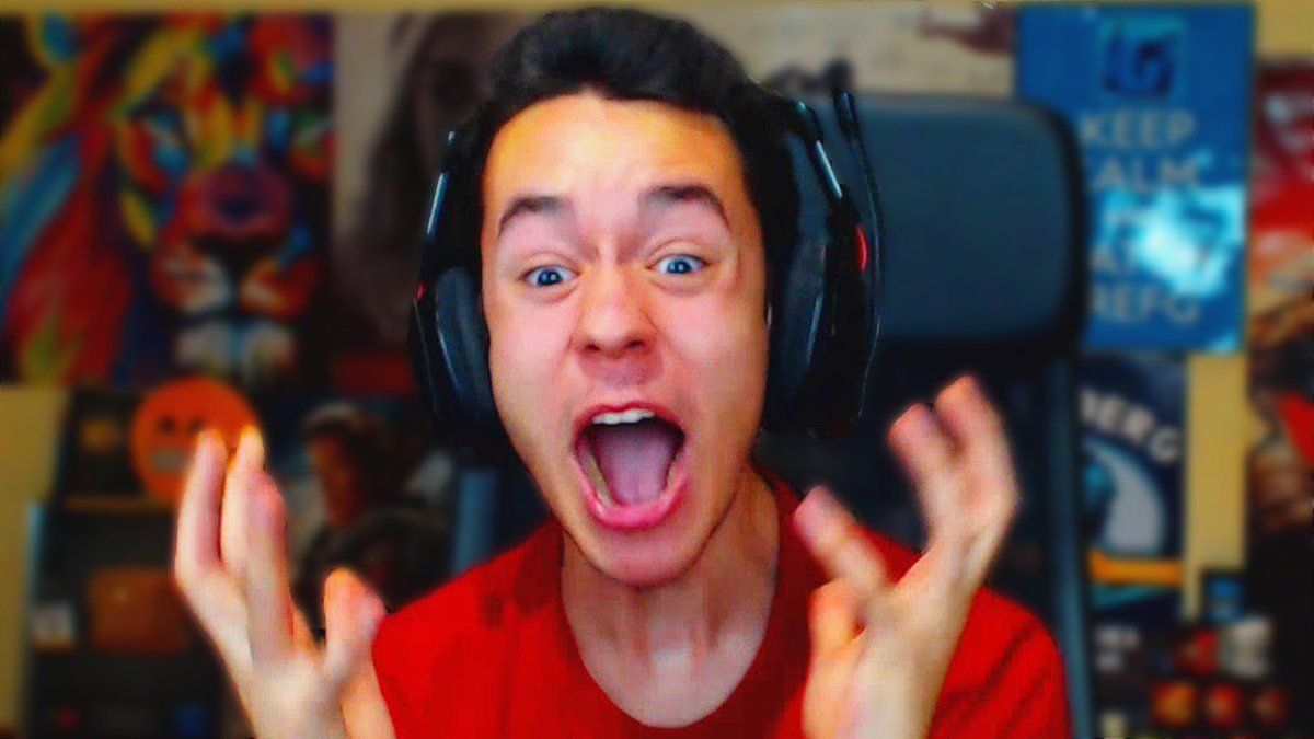 TheGrefg's tweet image. LO MEJOR QUE HE VISTO EN MUCHO TIEMPO... ✌️🏻💦

RT Boyss! 🙌🏻🔥 youtu.be/gSOOu0XJQaw