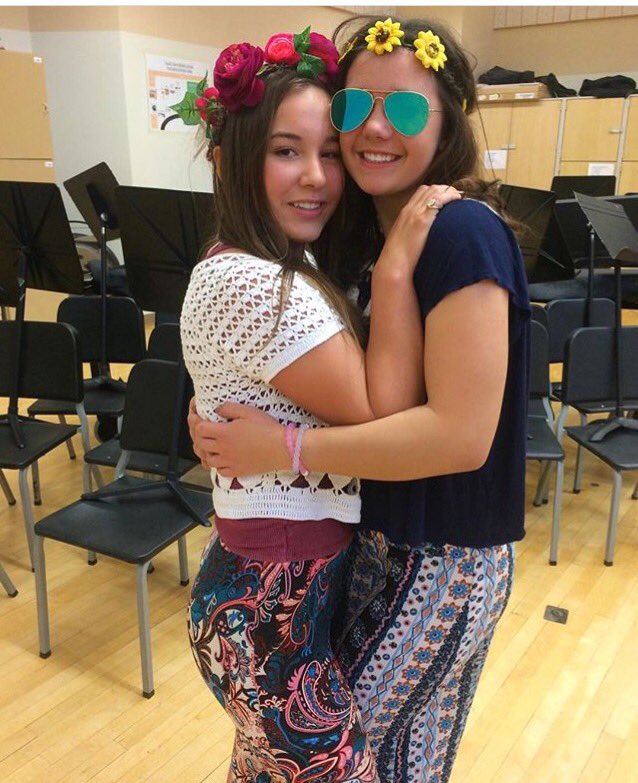 julamoran's tweet photo. Happy birthday to my dancing Queen! I love you to your butt 🌙 and back! ❤️ https://t.co/jYtuV8YrpS