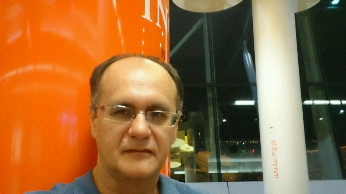Polimerek's tweet photo. Odlot do Yerevania #CEEmeeting2016 (@ Lotnisko Chopina w Warszawie - @chopinairport) https://t.co/purN12NNo7 https://t.co/9eLPKeTFnh