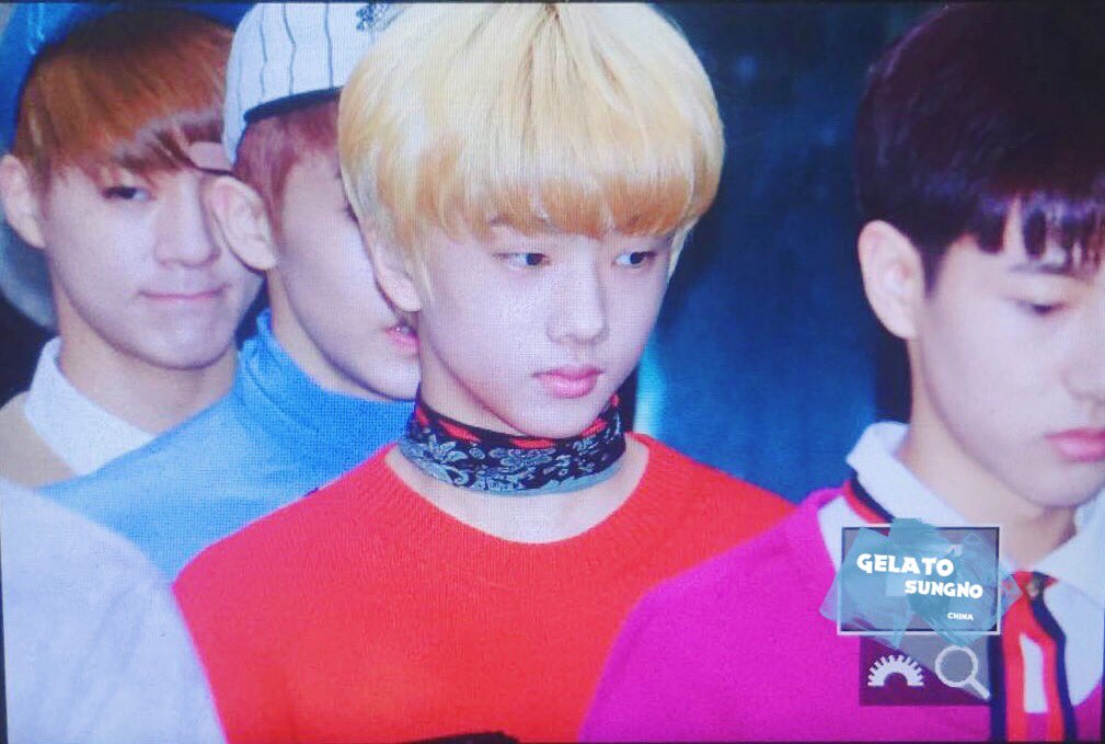 SungnoGelato's tweet photo. #NCT_DREAM #JENO #JISUNG 150826 music bank .Sorry Im late https://t.co/YS8MytnIPO