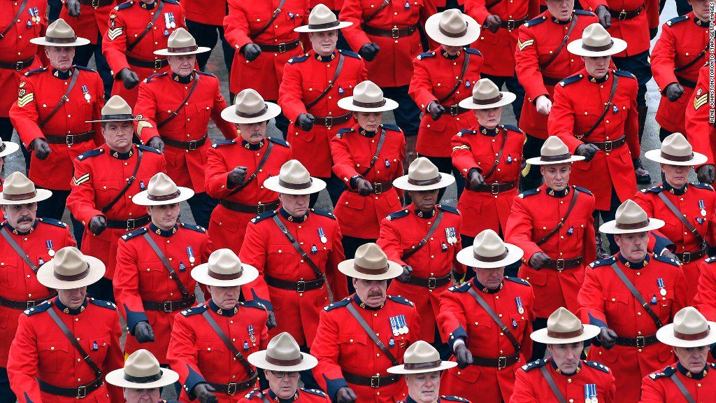 CNN's tweet photo. Canada's Royal Mounted Police will allow Muslim women to wear hijabs on the job https://t.co/0cUWbvNYlN https://t.co/gas7FGC5D0