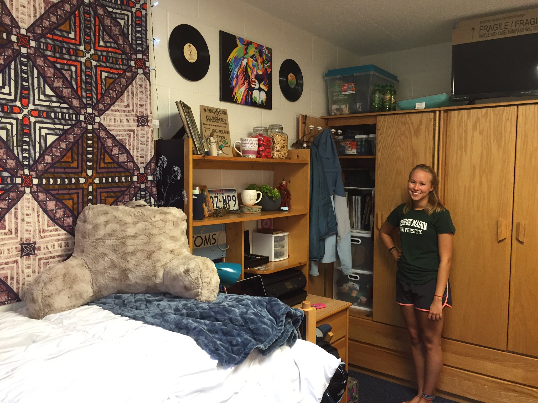 george mason university dorm rooms