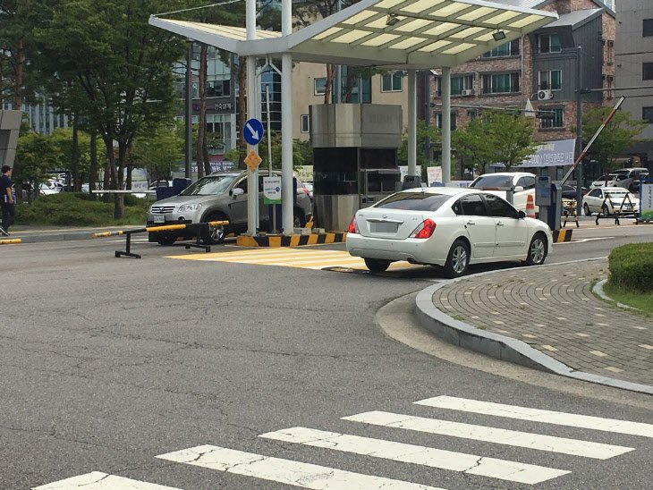 시청정문 출입구에 자동차세와 주정차 위반 과태료 체납차량을 자동인식하는 스마트 주차 관제 시스템을 구축해 8월 22일부터 운영합니다
성실납세자들이 대우받는 성남시입니다 #성남시