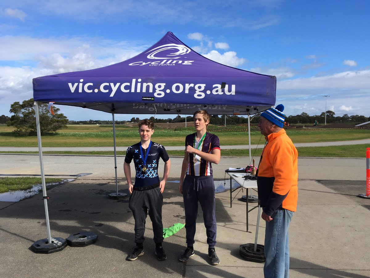 David_Gal's tweet image. @Sam_G2001 takes another win for classix racing