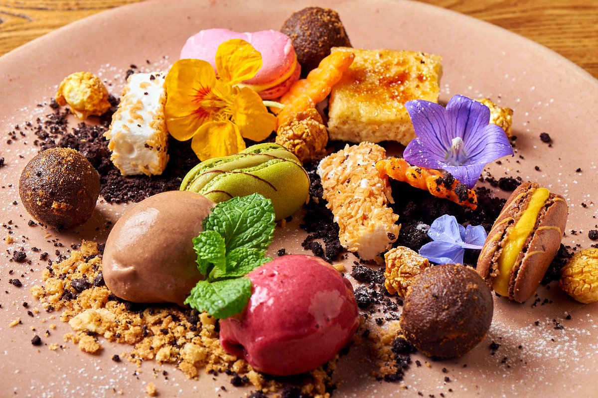 TalkMagazineSH's tweet image. elEfante for the win this weekend! shanghai.talkmagazines.cn/issue/2016-08/…