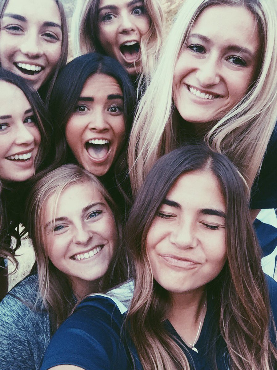 _harbs's tweet image. Happy bday jar 💗💗 love you longtime.