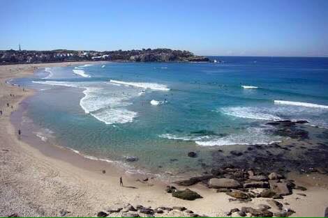 CaptCottageLooe's tweet photo. Staying safe whilst enjoying our beautiful #beaches #Cornwall. This is what a #rip #current looks like. https://t.co/vqG19VDFMQ
