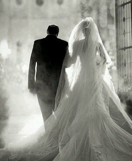 littlepieceire's tweet photo. Here is a #fatherofthebride #perfectmoment .
#winourwedding 
#weddingpackage https://t.co/rkFuYWJtDg https://t.co/Rm1qDicotp
