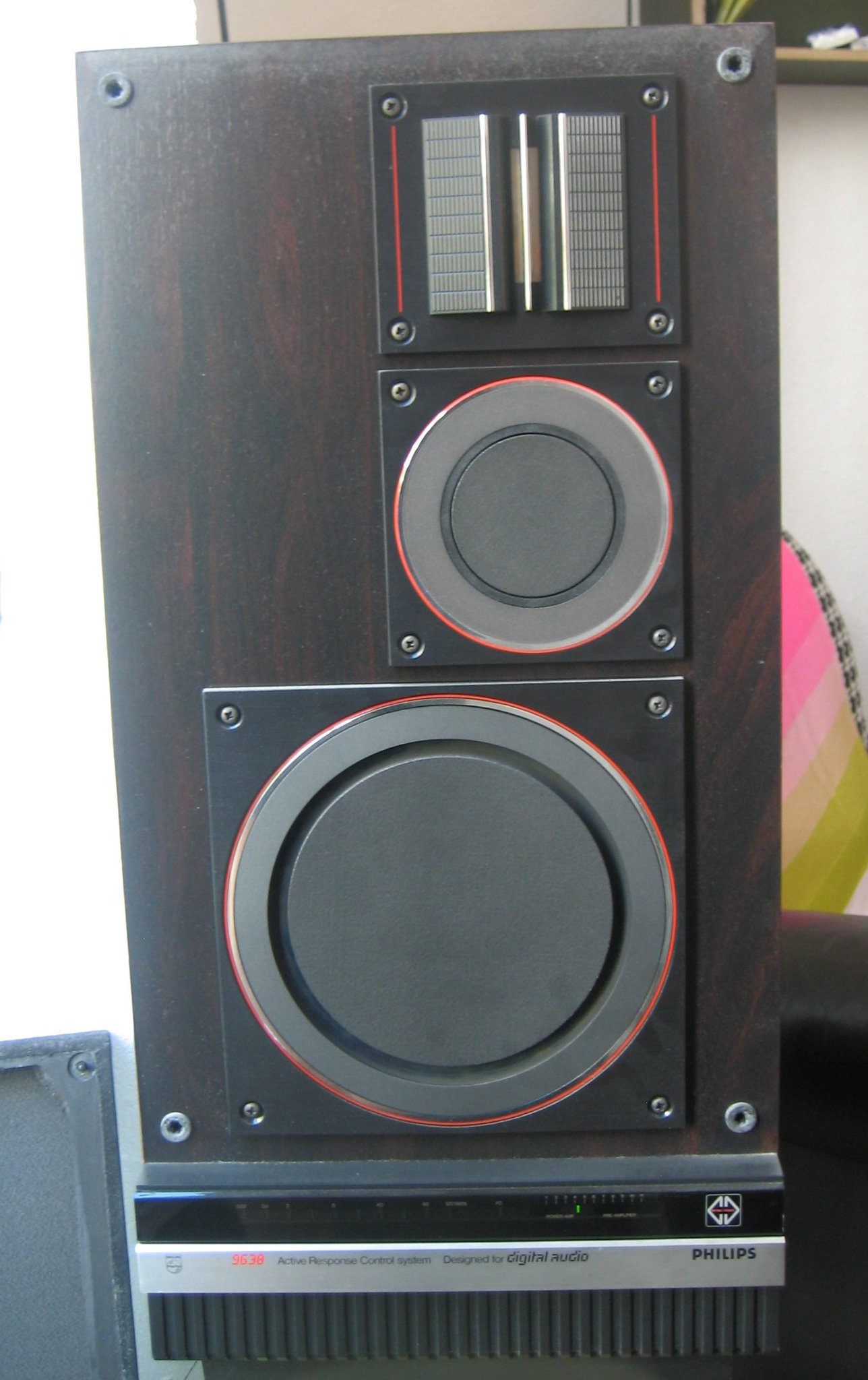 philips active speakers