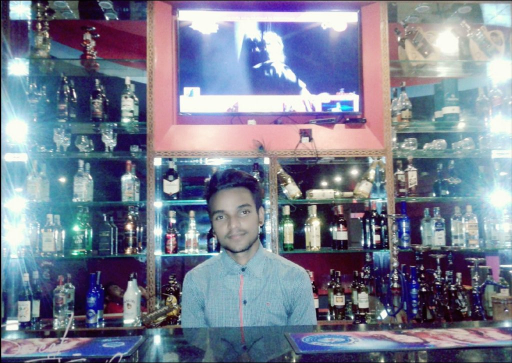RojexBlack's tweet photo. #activebar #bartender #nightlife #drinks #cocktail #friends #music #rocknroll #life https://t.co/hT7JCRJYsC