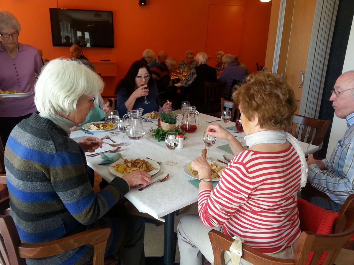 rswp.eu/open-eettafels/ Het seizoen van de open eettafels gaat weer van start! Ook in Broek in Waterland!