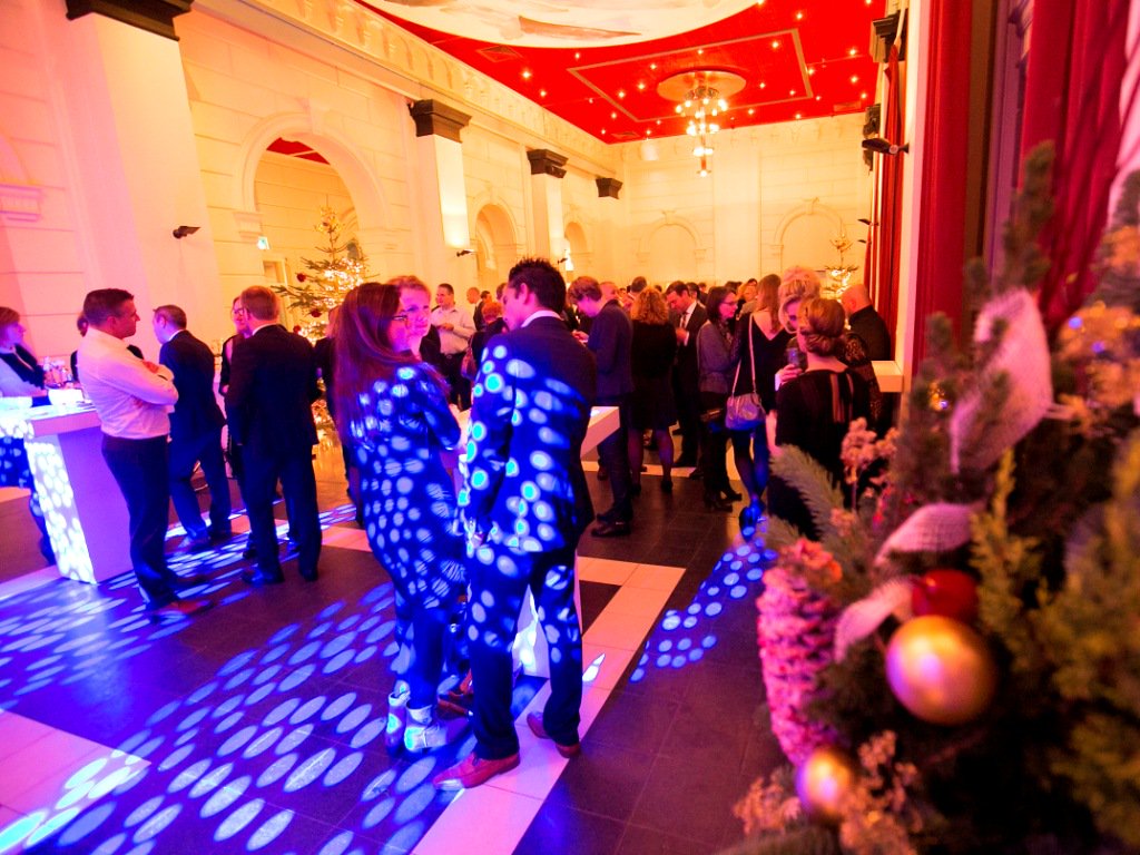 Organiseert u een eindejaarsevent? Of start u 2017 met een nieuwjaarsevent? Reserveer nu de Paleiszaal! #rotterdam