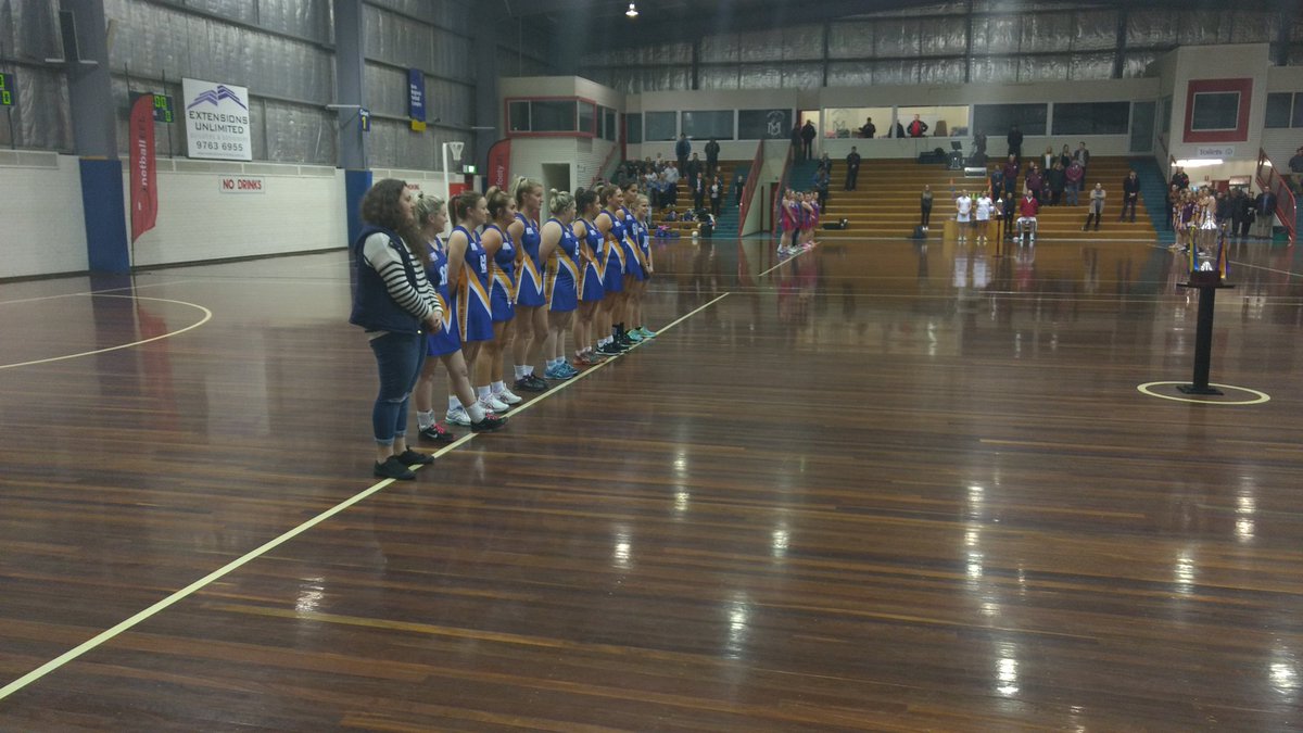 Eastern_FNL's tweet photo. #netballefl division 5 grand final between Heathmont Yellow and Norwood White here @ Knox is underway! @footyefl https://t.co/Mppeuzmyry