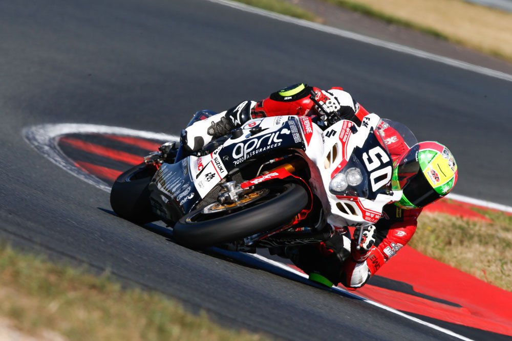 LeRepaire's tweet photo. #LeRepaire derrière le team Motors Events pour les 8H d'Oschersleben #FIMEWC https://t.co/Vk0Er4fcx3 https://t.co/Ly8p6XKMkL