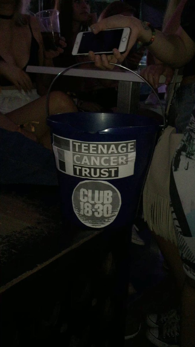 Club 18-30 Magaluf tweet media