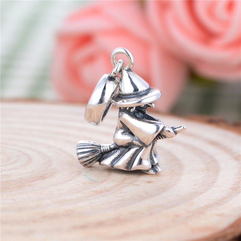 Globalwin_GW's tweet photo. #Halloween #Charms #Diy #JewelryMaking #Silver #Beads 
https://t.co/YLhkuhveEP https://t.co/9DGdqJjp5q