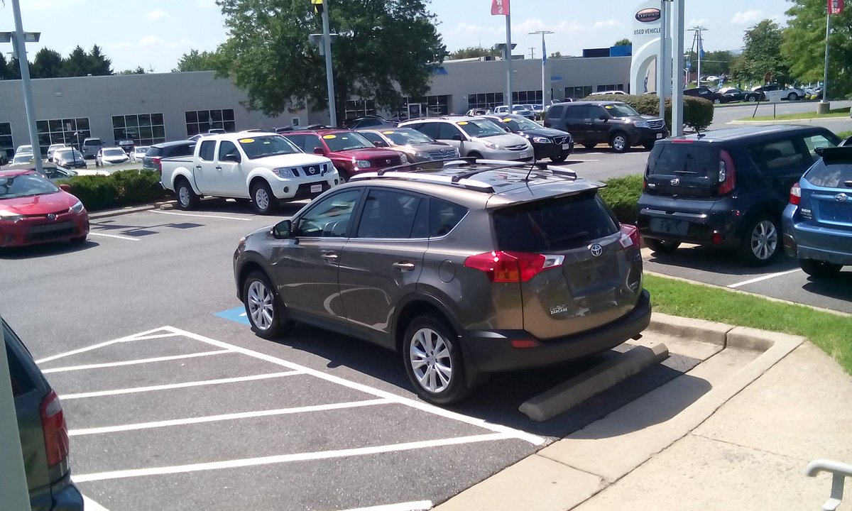 JonDSells's tweet image. Please stop in and see me!! We can prepare you for the fall &amp;amp; winter with a Quality vehicle. #JonDSells #DARCARS