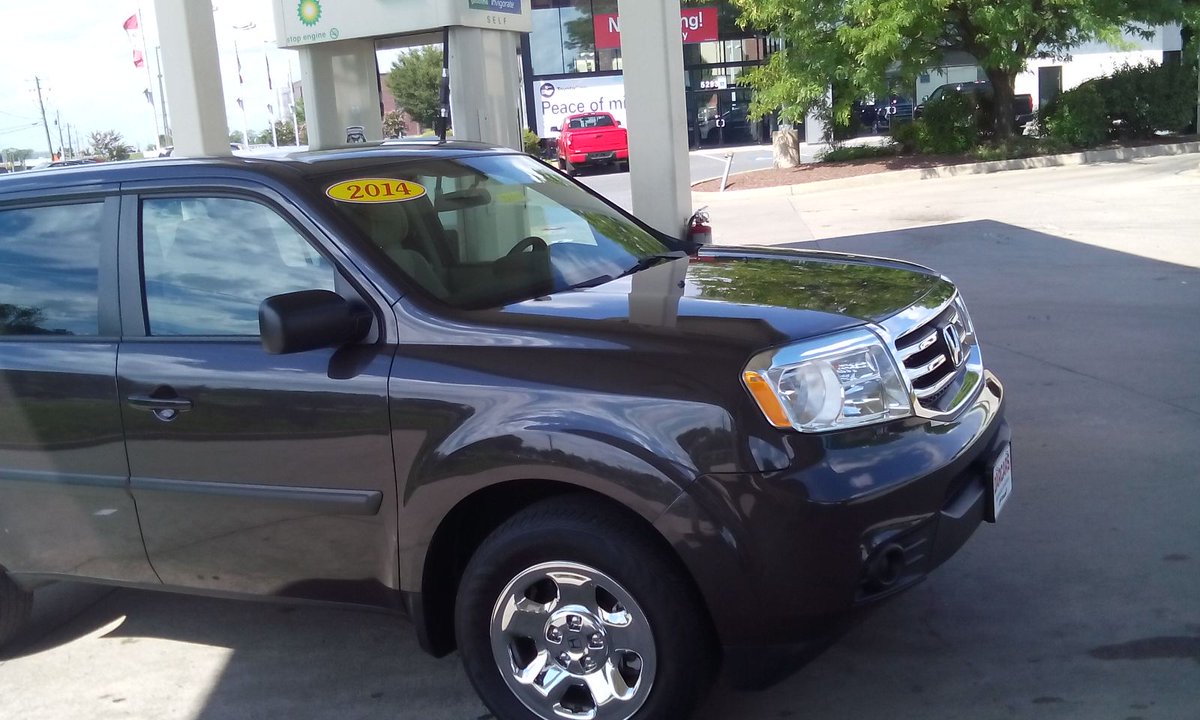 JonDSells's tweet image. Please stop in and see me!! We can prepare you for the fall &amp;amp; winter with a Quality vehicle. #JonDSells #DARCARS