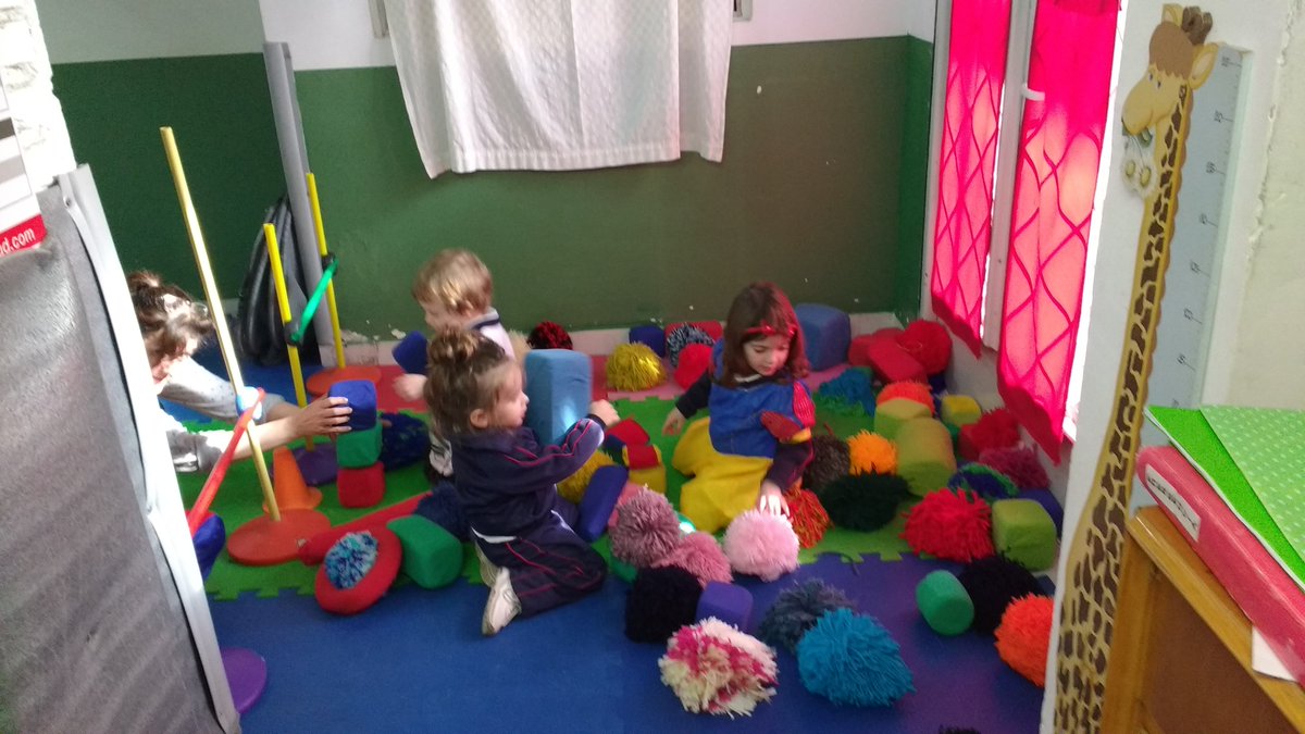 JHOJARDIN's tweet photo. #diadelniñojho Los leones!! https://t.co/WqJrEuuGRh