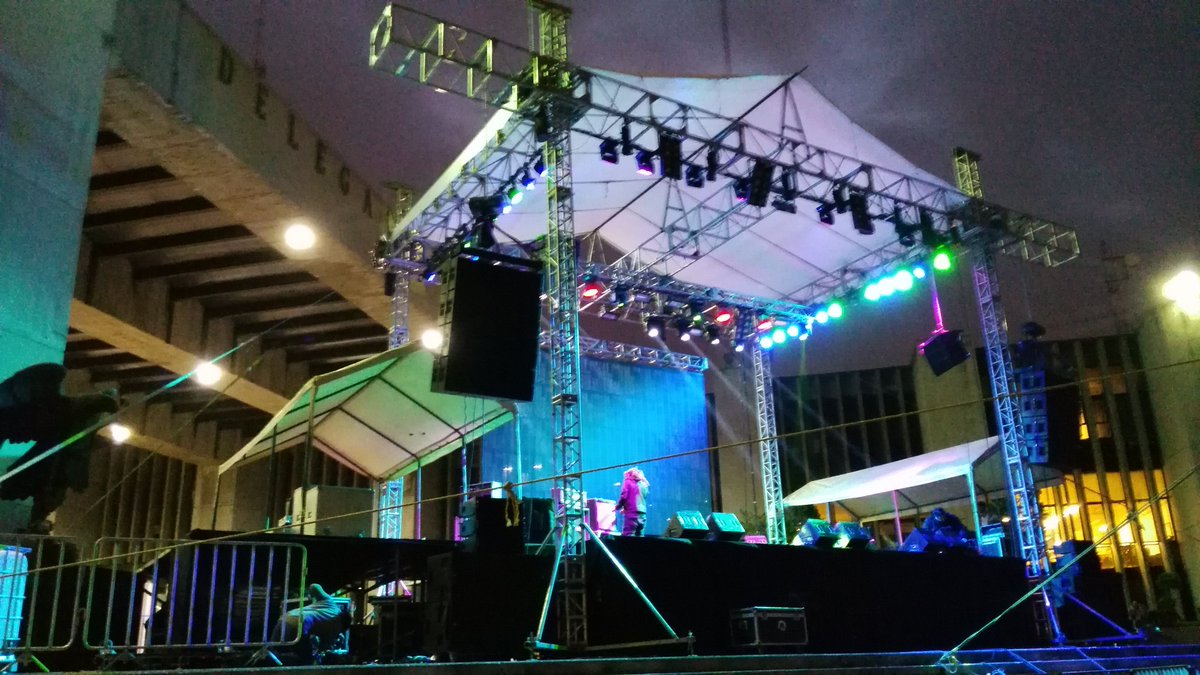 alesanchezglez's tweet photo. Listos para el #FestivalCulturalPorLosDerechosHumanos 2016
Con #Cultura rescatamos #ElCorazónDeMéxico
@estramboticos https://t.co/7lYlmlkmCF