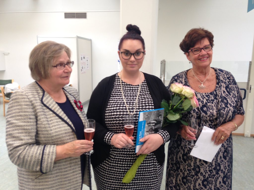 <a href="/Miina150/">Miina Sillanpää</a> näyttelyn avasivat #Sirkka-Liisa Anttila &amp; <a href="/kirsti_rissanen/">Kirsti Rissanen</a>. Kiitos <a href="/Tuuli_Maaria/">Tuuli Ravantti</a>!@vorssammuseo #suomi100