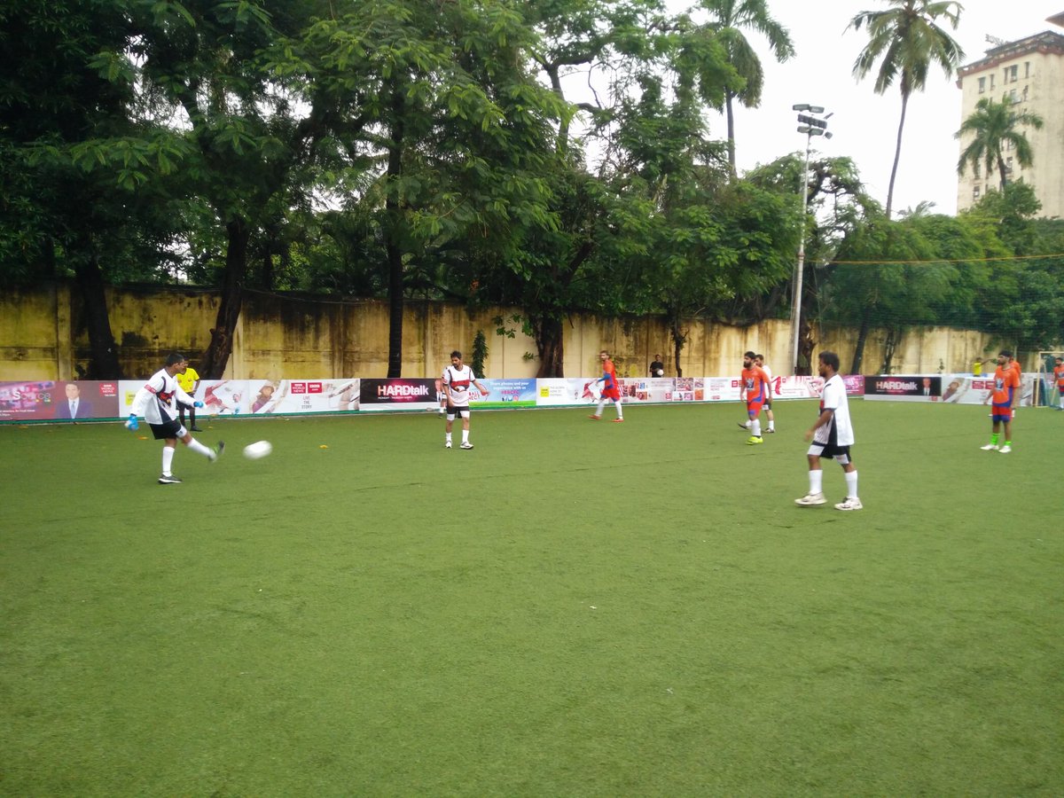 sameerpinto's tweet image. It's all happening on the field. Eagles vs Vikings #bbcfc