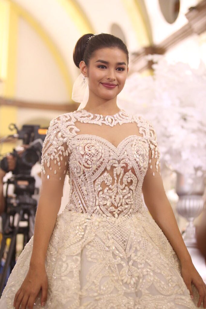 Miss Philippines' Wardrobe and the Representation of Filipino Fashion -  Barongs R Us